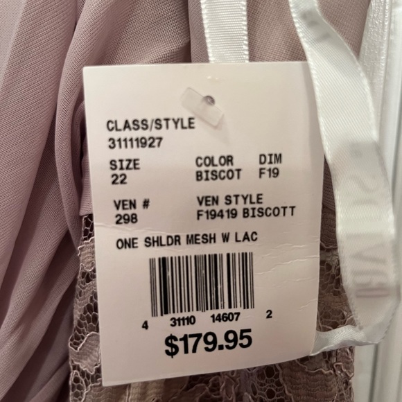 One-shoulder mesh dress with lace inset - Picture 5 of 8